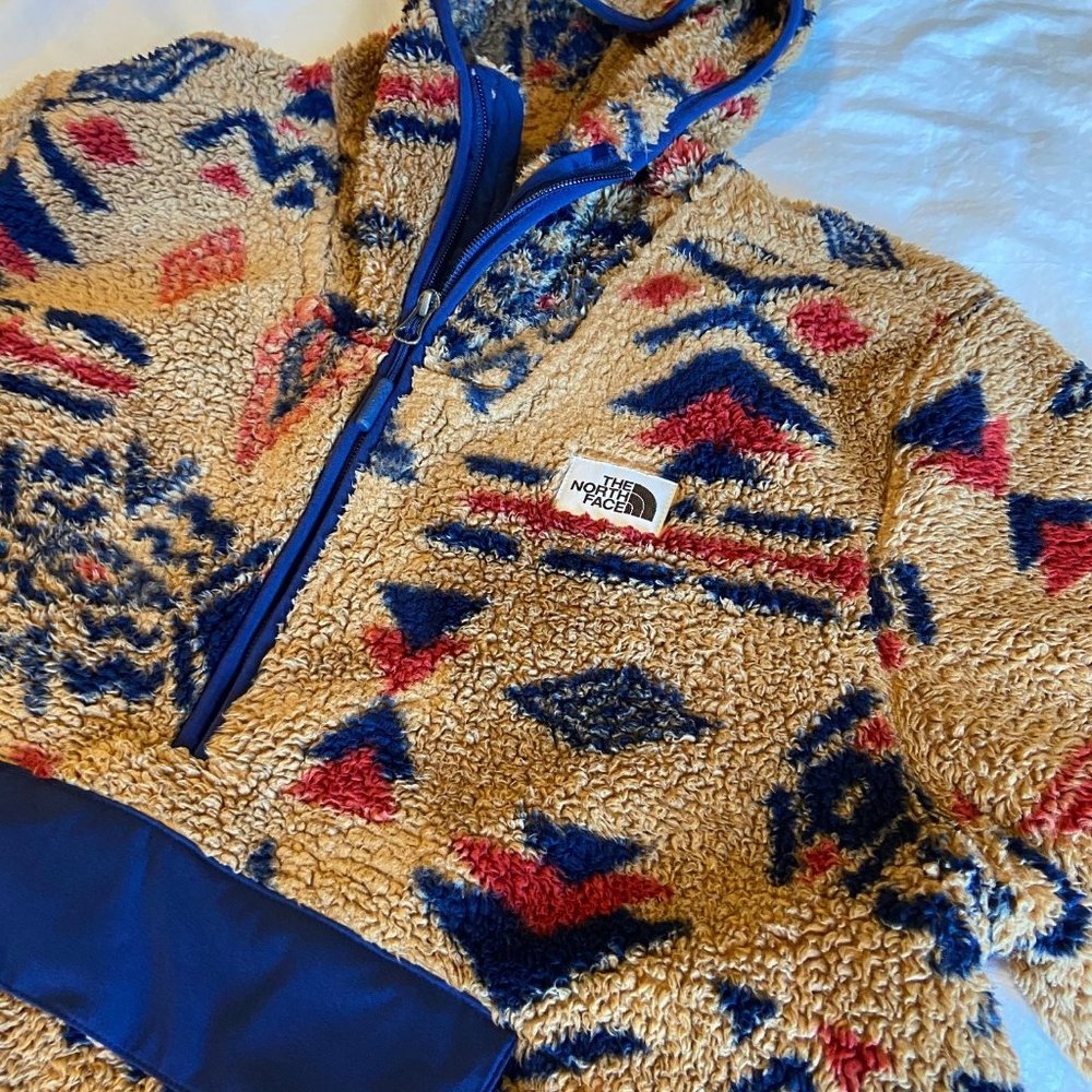 The North Face Campshire Fleece Hoodie